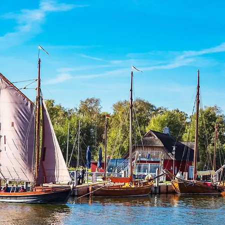 Ostseezauber - Mit Suedbalkon In Der Apartmentanlage Zwei Wasser
